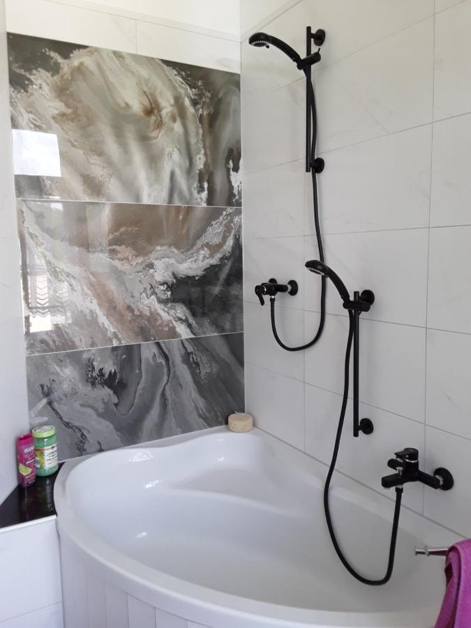 Ferienwohnung Rote-Villa 2 マリエンベルク エクステリア 写真