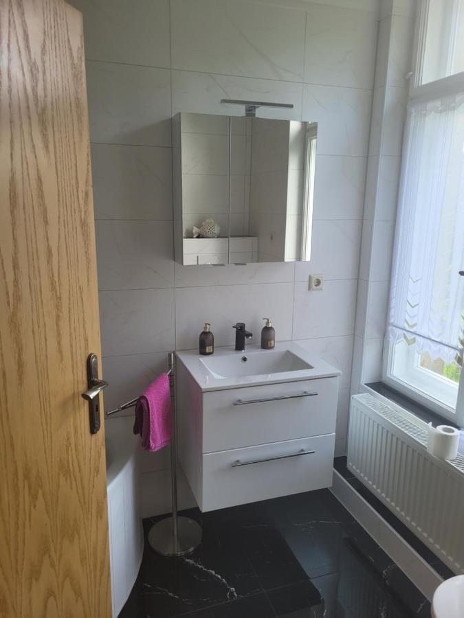 Ferienwohnung Rote-Villa 2 マリエンベルク エクステリア 写真